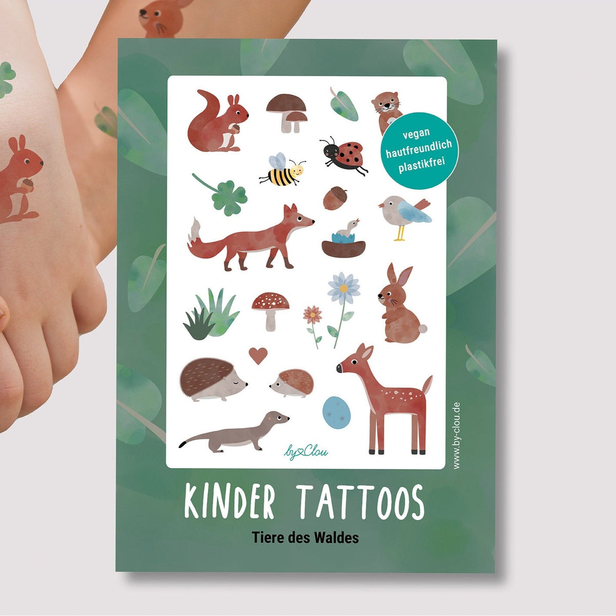 Bogen mit temporären Kindertattoos im Waldtiere-Design – mit liebevoll illustriertem Fuchs, Igel, Reh, Eichhörnchen und weiteren Waldbewohnern. Perfekt für Kindergeburtstage oder als kleines Mitbringsel.