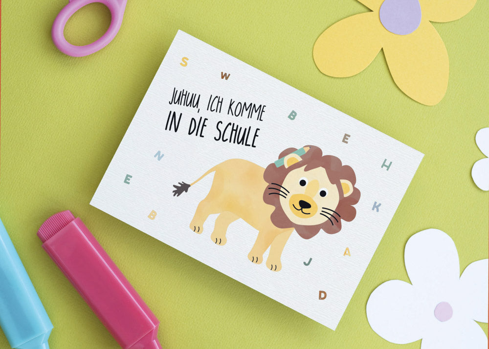Postkarte - Löwe "Juhuu, ich komme in die Schule"