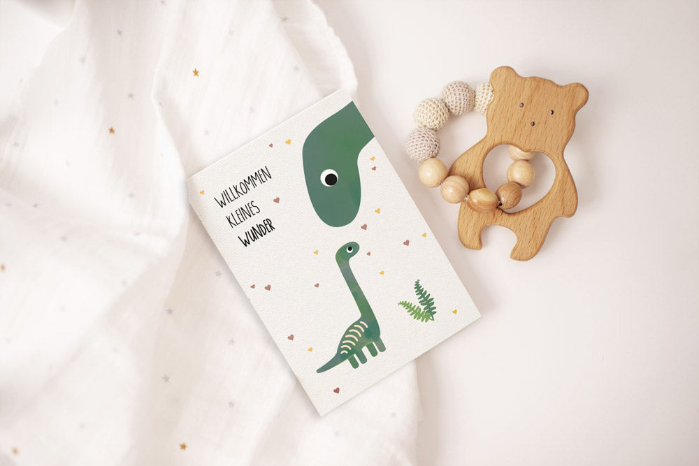Grußkarte – Dino Willkommen kleines Wunder illustriert byClou